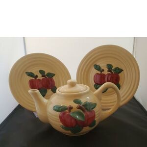 Franciscan Teapot Apple Motif, two Matching Dessert plates & Ginger Jar 1980's